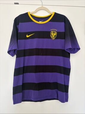 Nike Men’s Kobe Dri-Fit Purple & Black Striped T-Shirt Soccer Jersey